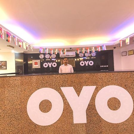 Oyo 117 マジェスティック ホテル Wādī Kabīr エクステリア 写真